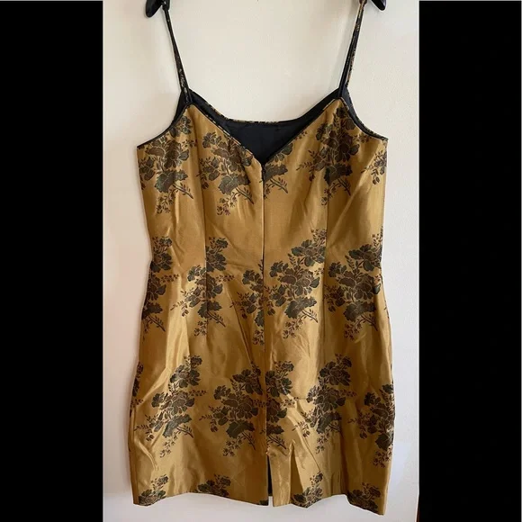 JS Collections Mini Dress - Picture 2 of 4